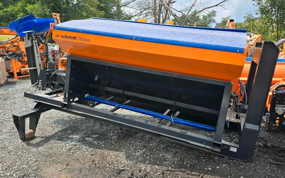 Neuwertiger Schmidt Stratos S30-27 VEP-490 Salzstreuer für Hakenlift Abrollcontainer Streuautomat Winterdienst Streusilo für LKW - Sand/ Salt spreader: picture 4 Neuwertiger Schmidt Stratos S30-27 VEP-490 Salzstreuer für Hakenlift Abrollcontainer Streuautomat Winterdienst Streusilo für LKW - Sand/ Salt spreader: picture 4