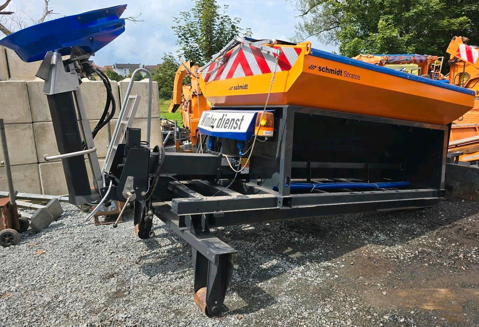 Neuwertiger Schmidt Stratos S30-27 VEP-490 Salzstreuer für Hakenlift Abrollcontainer Streuautomat Winterdienst Streusilo für LKW - Sand/ Salt spreader: picture 5 Neuwertiger Schmidt Stratos S30-27 VEP-490 Salzstreuer für Hakenlift Abrollcontainer Streuautomat Winterdienst Streusilo für LKW - Sand/ Salt spreader: picture 5