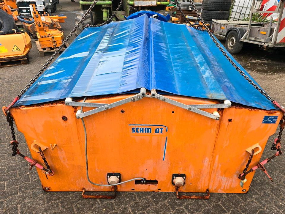 Salzstreuer Stratos F25K-19 für Unimog UGN UGE 424 427 405 U300 U 300 400 500 MERCEDES-BENZ 218 219 318 323 423 427 327 430 429 430 435 Salzsilo Streuautomat Winterdienst - Sand/ Salt spreader: picture 3 Salzstreuer Stratos F25K-19 für Unimog UGN UGE 424 427 405 U300 U 300 400 500 MERCEDES-BENZ 218 219 318 323 423 427 327 430 429 430 435 Salzsilo Streuautomat Winterdienst - Sand/ Salt spreader: picture 3