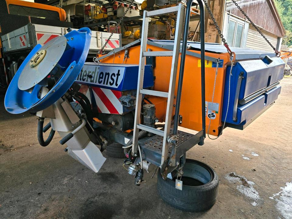 Schmidt Stratos F17L-19 Salzstreuer Streuautomat FS 30 Winterdienst Streusilo für Unimog 405 UGE UGN U 290 300 20 - Sand/ Salt spreader: picture 5 Schmidt Stratos F17L-19 Salzstreuer Streuautomat FS 30 Winterdienst Streusilo für Unimog 405 UGE UGN U 290 300 20 - Sand/ Salt spreader: picture 5