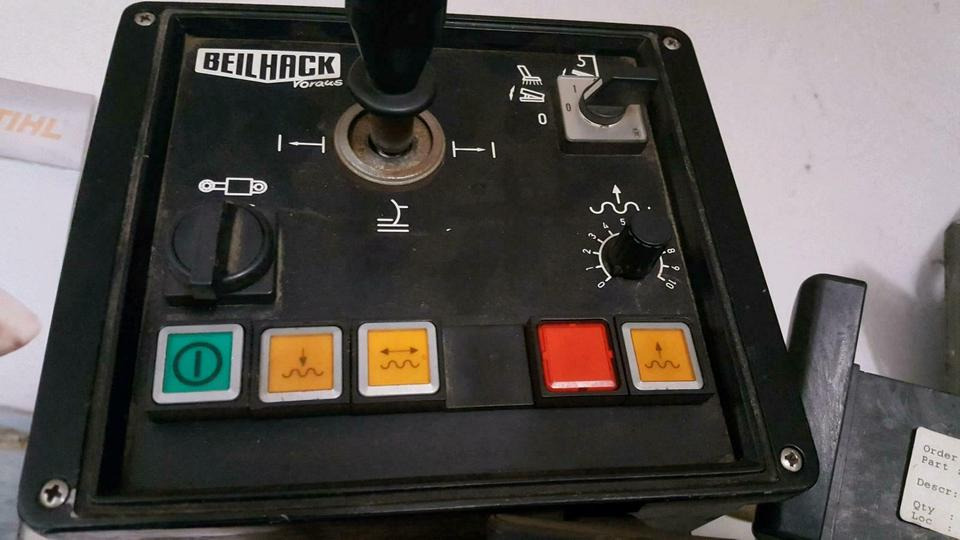 Steuerung Beilhack Schneepflug Schneeschild Winterdienst Schmidt - Electrical system for Municipal/ Special vehicle: picture 1 Steuerung Beilhack Schneepflug Schneeschild Winterdienst Schmidt - Electrical system for Municipal/ Special vehicle: picture 1