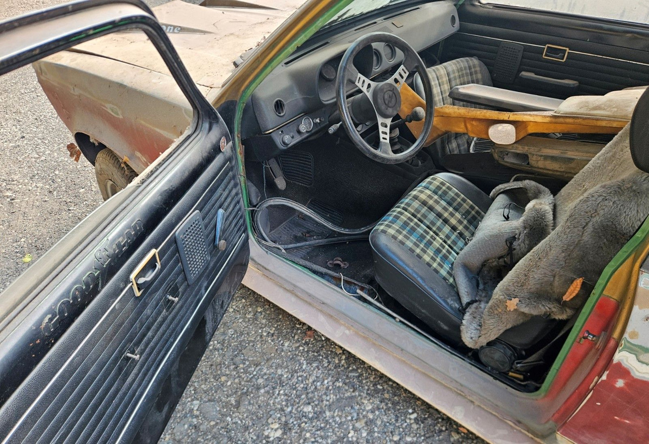 Coupe Opel Kadett C  Rallye 2.0E Coupe Nr.13 Scheunenfund: picture 6