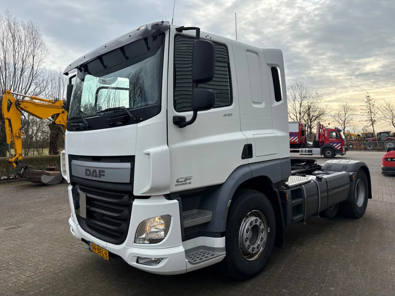 DAF CF 440 / BULK COMPRESSOR / ADR TANK TRANSPORT / - Tractor unit: picture 2 DAF CF 440 / BULK COMPRESSOR / ADR TANK TRANSPORT / - Tractor unit: picture 2