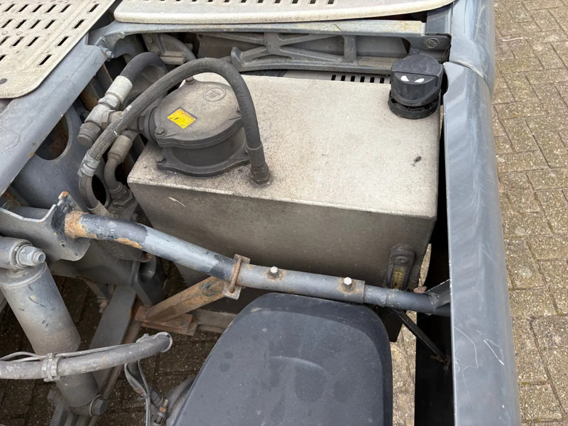 DAF CF 440 / BULK COMPRESSOR / ADR TANK TRANSPORT / - Tractor unit: picture 5 DAF CF 440 / BULK COMPRESSOR / ADR TANK TRANSPORT / - Tractor unit: picture 5