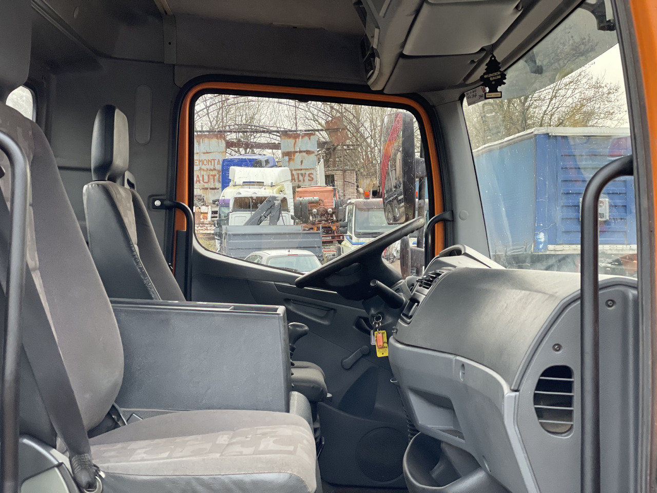 Leasing of MERCEDES-BENZ ATEGO MERCEDES-BENZ ATEGO: picture 11 Leasing of MERCEDES-BENZ ATEGO MERCEDES-BENZ ATEGO: picture 11