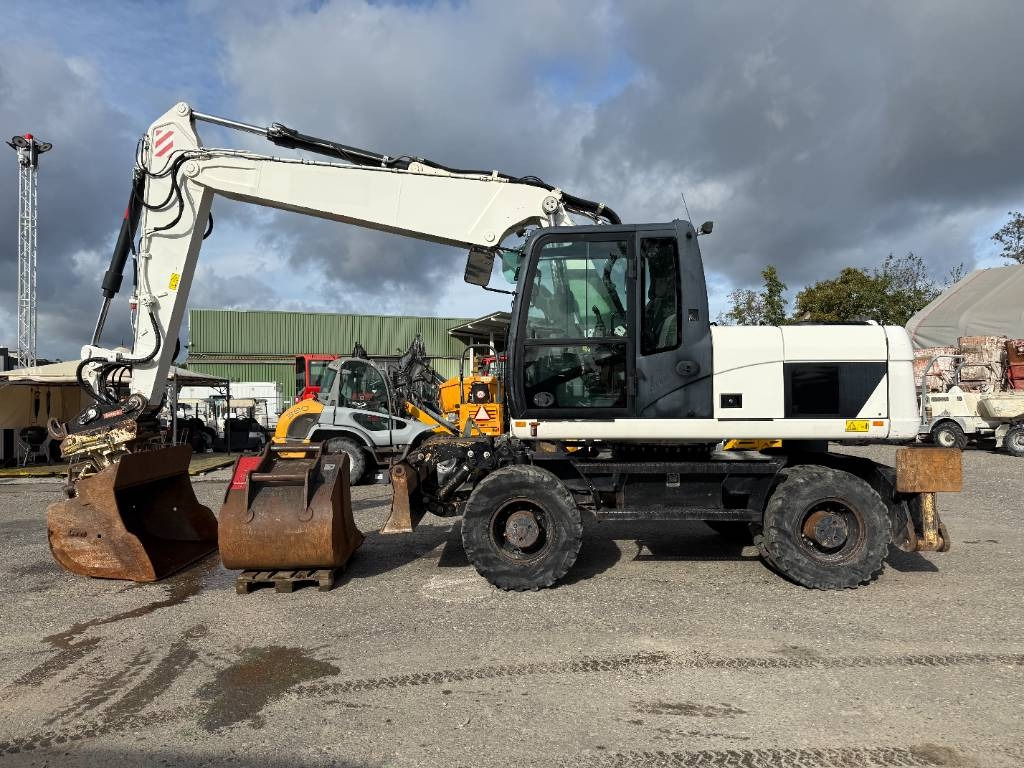 CAT M 316 D - Wheel excavator: picture 1 CAT M 316 D - Wheel excavator: picture 1
