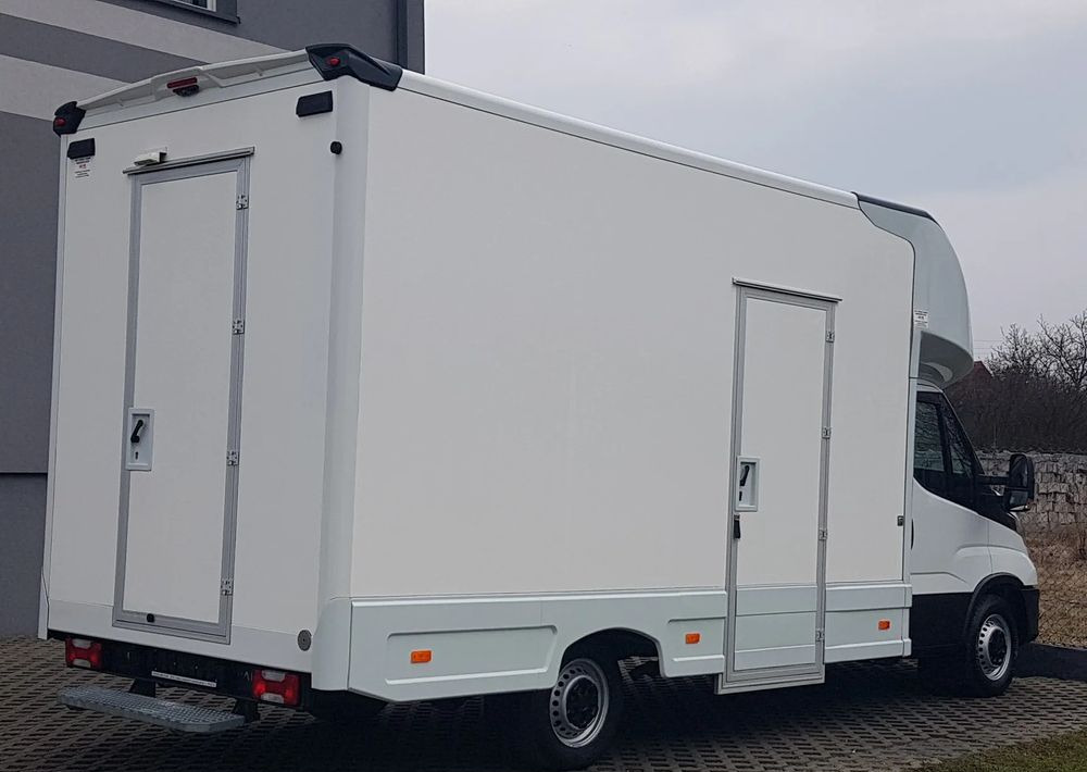 Iveco DAILY KONTENER NISKOPODŁOGOWY 4,43x2,23x2,42 SKLEP BAR FOODTRUCK KAMPER KLIMA - Camper: picture 4 Iveco DAILY KONTENER NISKOPODŁOGOWY 4,43x2,23x2,42 SKLEP BAR FOODTRUCK KAMPER KLIMA - Camper: picture 4