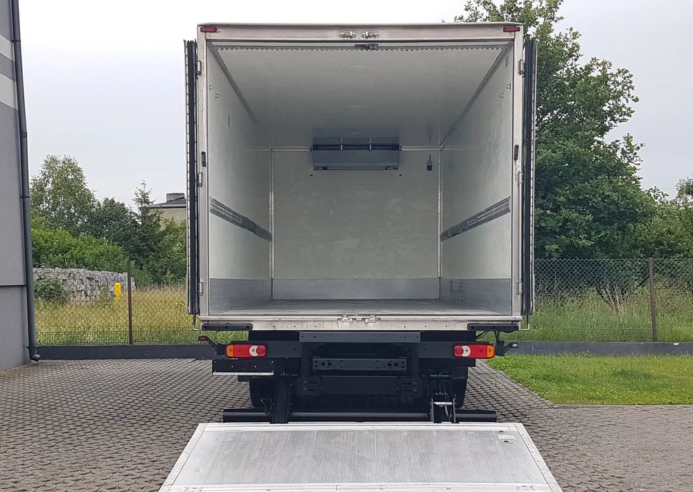 DAF LF 45.180 WINDA CHŁODNIA 15EP - Refrigerator truck: picture 5 DAF LF 45.180 WINDA CHŁODNIA 15EP - Refrigerator truck: picture 5