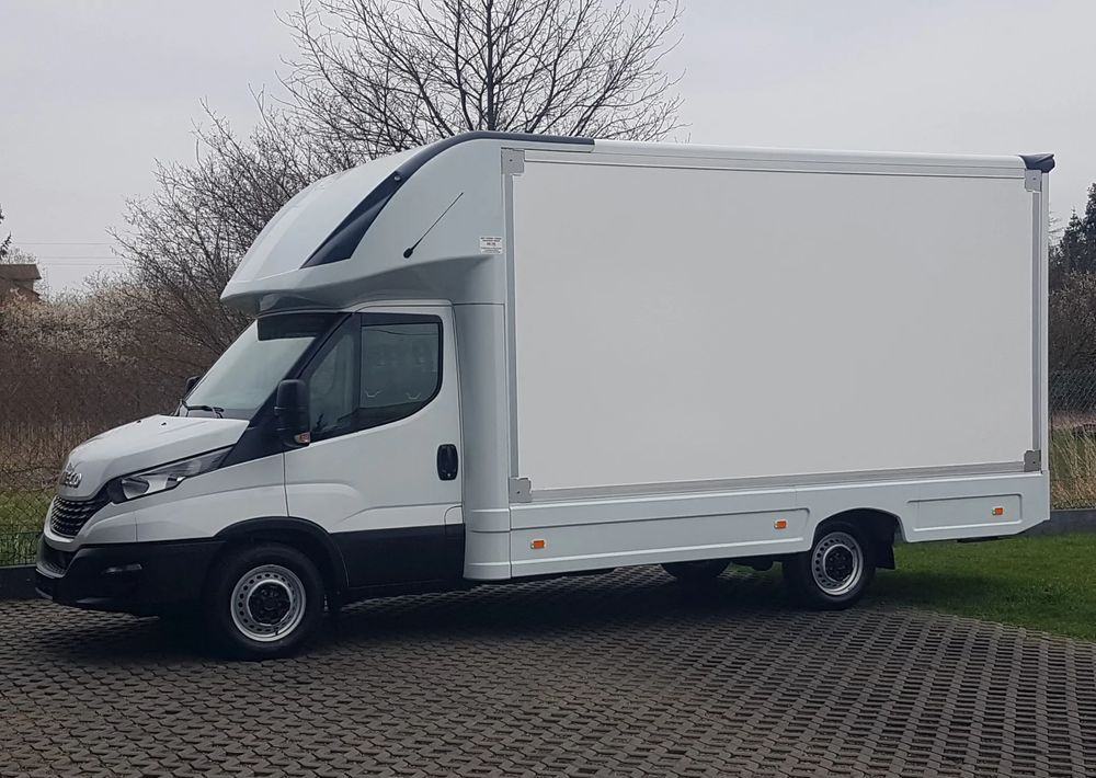 Iveco DAILY KONTENER NISKOPODŁOGOWY 4,43x2,23x2,42 SKLEP BAR FOODTRUCK KAMPER KLIMA - Box van: picture 2 Iveco DAILY KONTENER NISKOPODŁOGOWY 4,43x2,23x2,42 SKLEP BAR FOODTRUCK KAMPER KLIMA - Box van: picture 2