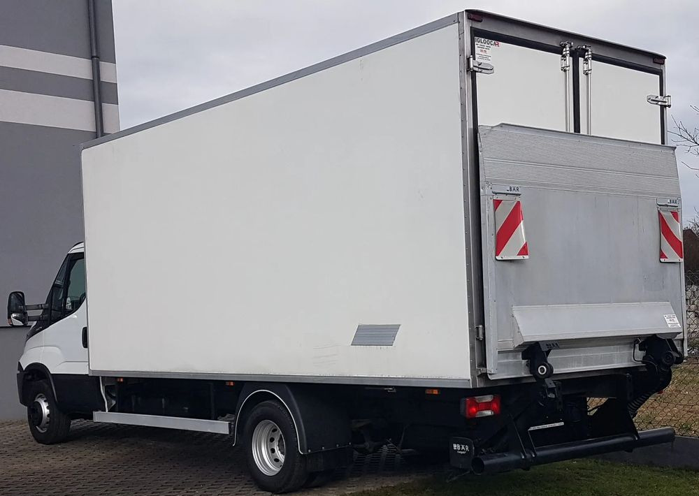 Iveco Daily 70-170 WINDA CHŁODNIA 10EP AGREGAT IZOTERMA - Refrigerator truck: picture 3 Iveco Daily 70-170 WINDA CHŁODNIA 10EP AGREGAT IZOTERMA - Refrigerator truck: picture 3