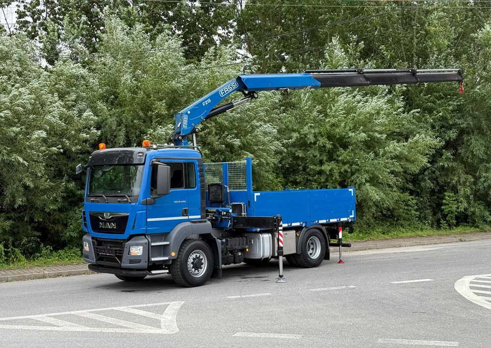 MAN * MAN 18.440 TGS * 4x4 * HDS Fassi F215 * Sprowadzony * 95 000 KM ! * Stan Jak Nowy - Dropside/ Flatbed truck, Crane truck: picture 1 MAN * MAN 18.440 TGS * 4x4 * HDS Fassi F215 * Sprowadzony * 95 000 KM ! * Stan Jak Nowy - Dropside/ Flatbed truck, Crane truck: picture 1