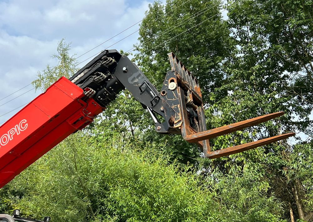 Manitou ŁADOWARKA TELESKOPOWA MANITOU MRT 2150 STAN IDEALNY - Telescopic handler: picture 3 Manitou ŁADOWARKA TELESKOPOWA MANITOU MRT 2150 STAN IDEALNY - Telescopic handler: picture 3
