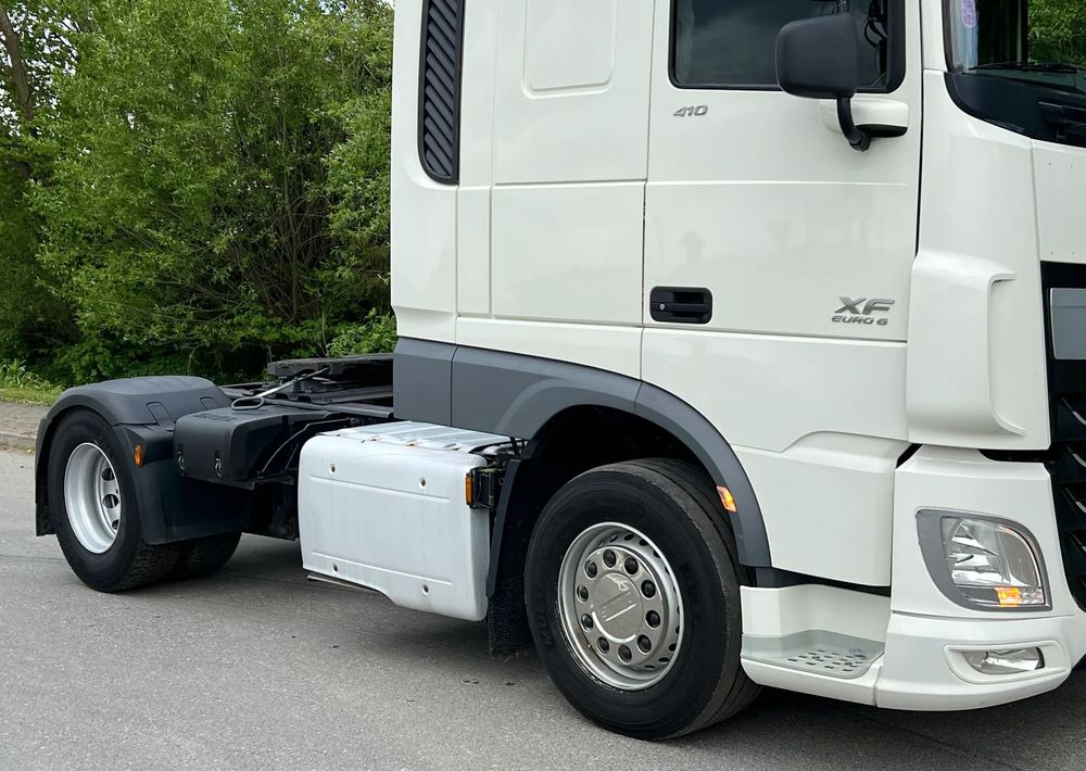 DAF * DAF XF 106 * SPROWADZONY * SUPER STAN CIĄGNIK SIODŁOWY Euro 6 - Tractor unit: picture 4 DAF * DAF XF 106 * SPROWADZONY * SUPER STAN CIĄGNIK SIODŁOWY Euro 6 - Tractor unit: picture 4