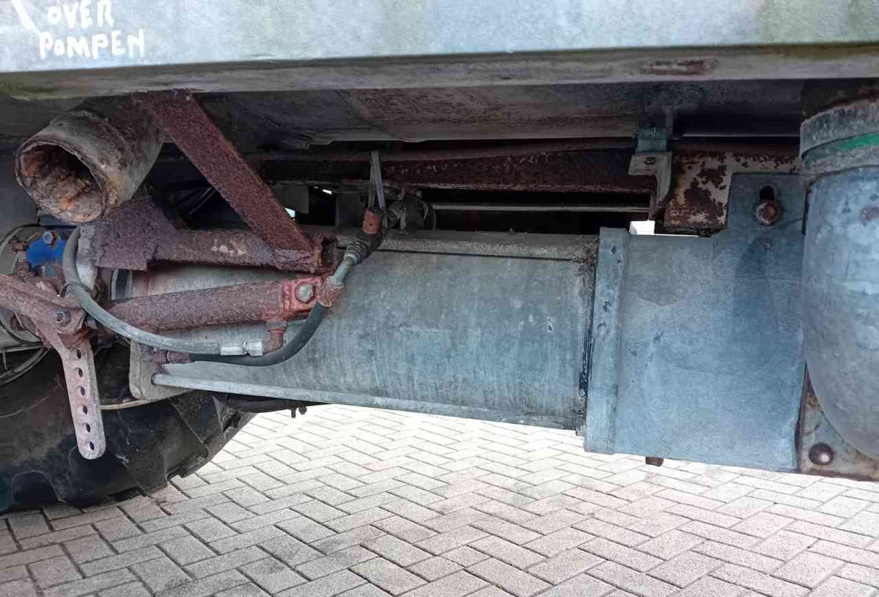 Slurry tanker Ipsam 8000 l. mesttank wormpomp mestverwerking: picture 8