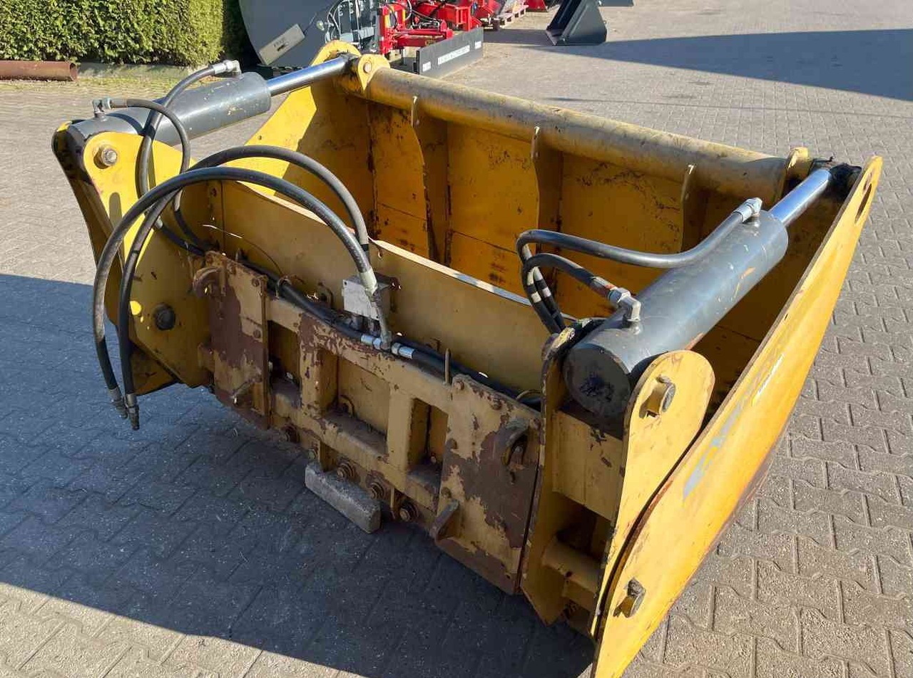 Mammut Kuilhapper Euro aansluiting voermachines - Silage equipment: picture 5 Mammut Kuilhapper Euro aansluiting voermachines - Silage equipment: picture 5