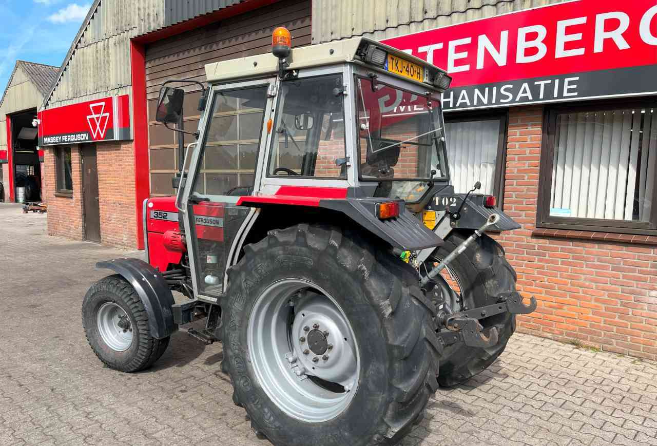 Massey Ferguson 352 Turbo Tractoren. - Farm tractor: picture 4 Massey Ferguson 352 Turbo Tractoren. - Farm tractor: picture 4