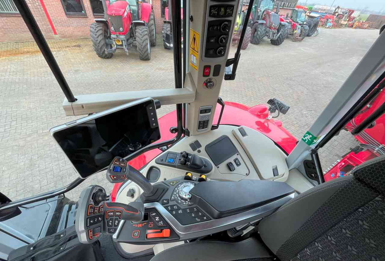 Leasing of Massey Ferguson 7S.210 Dyna-VT Exclusive Tractoren Massey Ferguson 7S.210 Dyna-VT Exclusive Tractoren: picture 6