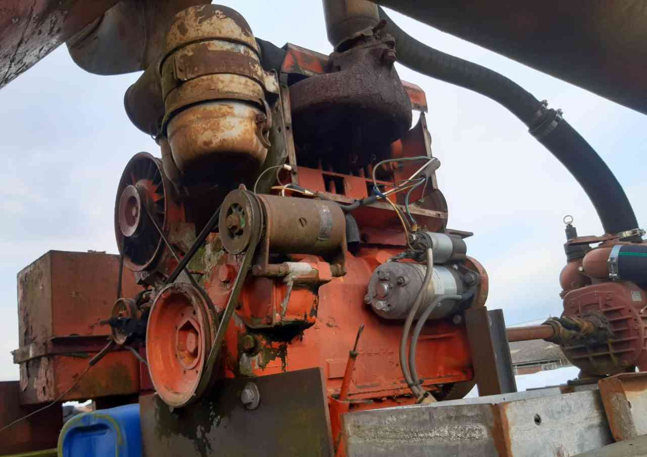 Mesttransporttank mesttank Deutz motor mestverwerking - Slurry tanker: picture 3 Mesttransporttank mesttank Deutz motor mestverwerking - Slurry tanker: picture 3