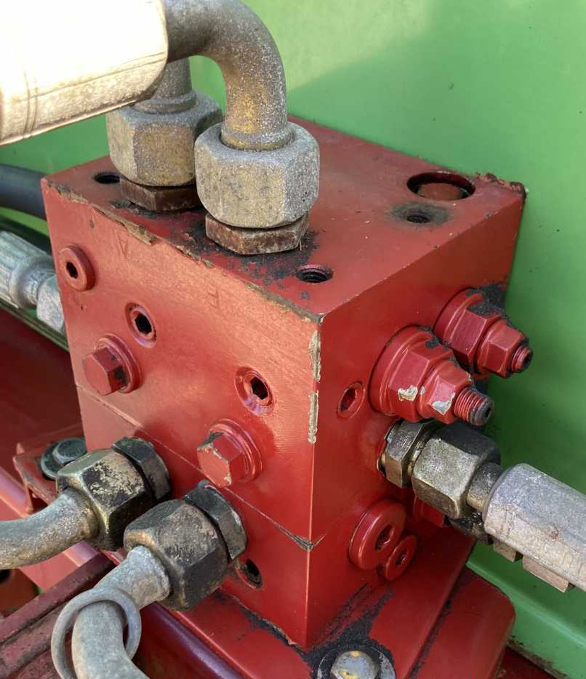 Strautmann Hydrofox HK3 kuilsnijder kuilvoersnijder U snijder voermachines - Silage equipment: picture 4 Strautmann Hydrofox HK3 kuilsnijder kuilvoersnijder U snijder voermachines - Silage equipment: picture 4