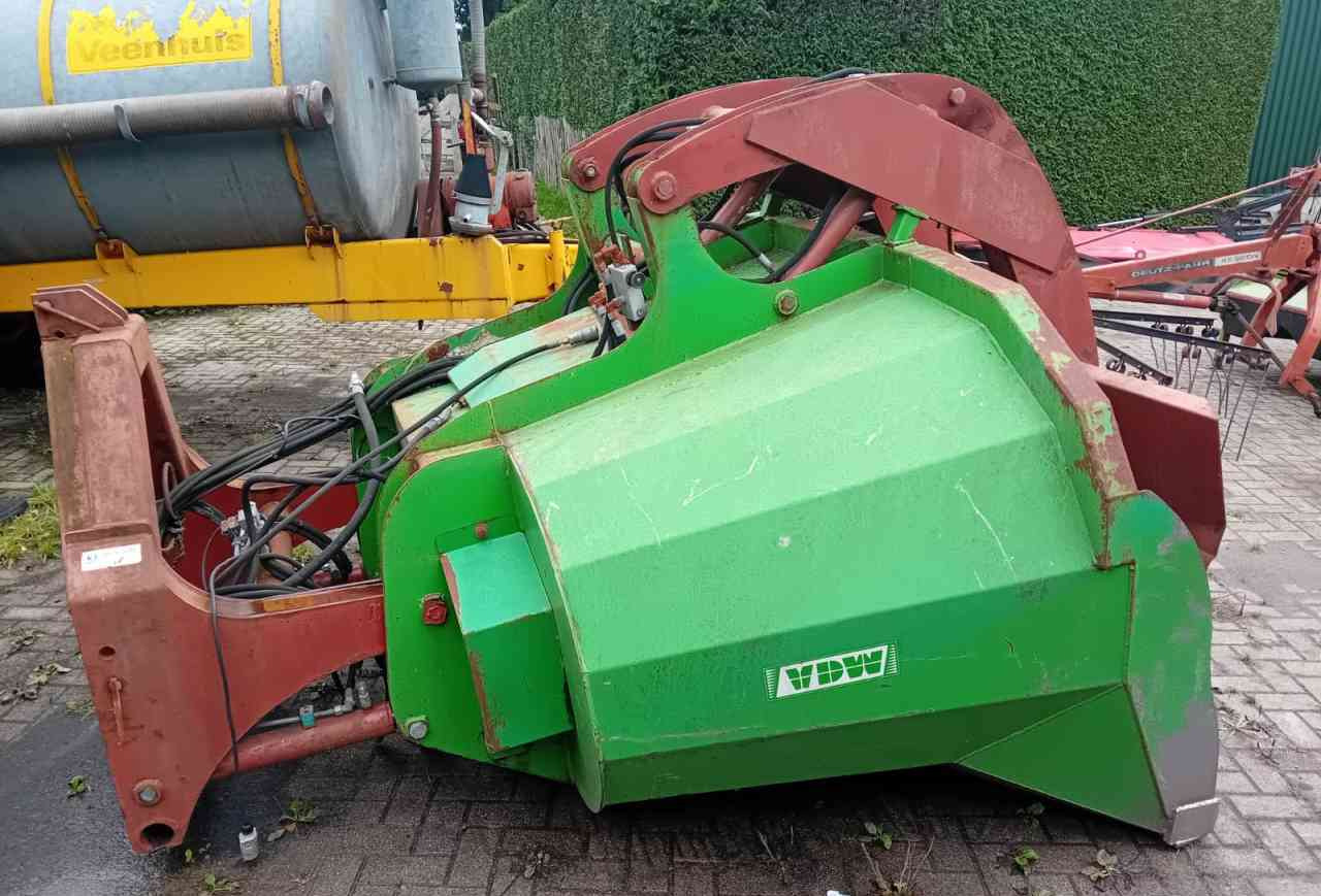 VDW Verticale Mengbak 2,40m voermachines - Forage mixer wagon: picture 1 VDW Verticale Mengbak 2,40m voermachines - Forage mixer wagon: picture 1
