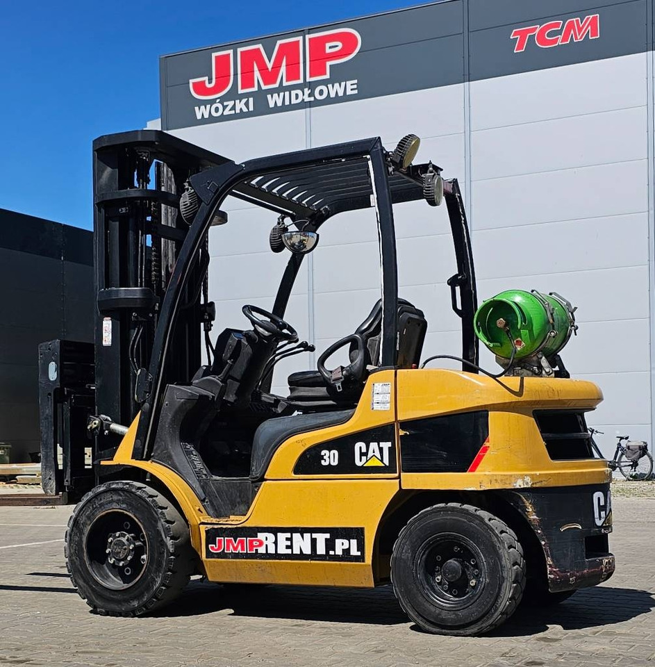 CAT GP 30 N  - LPG forklift: picture 4 CAT GP 30 N  - LPG forklift: picture 4