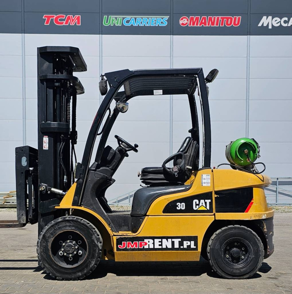 CAT GP 30 N  - LPG forklift: picture 3 CAT GP 30 N  - LPG forklift: picture 3