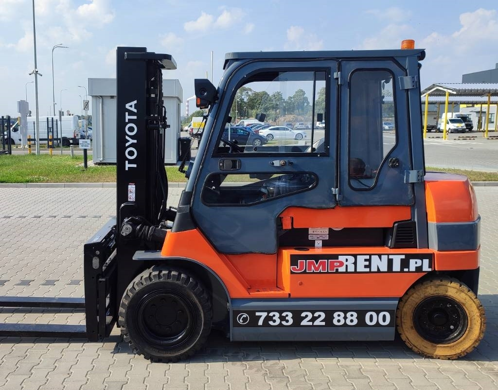 Toyota 7 FBMF 50 - Electric forklift: picture 1 Toyota 7 FBMF 50 - Electric forklift: picture 1