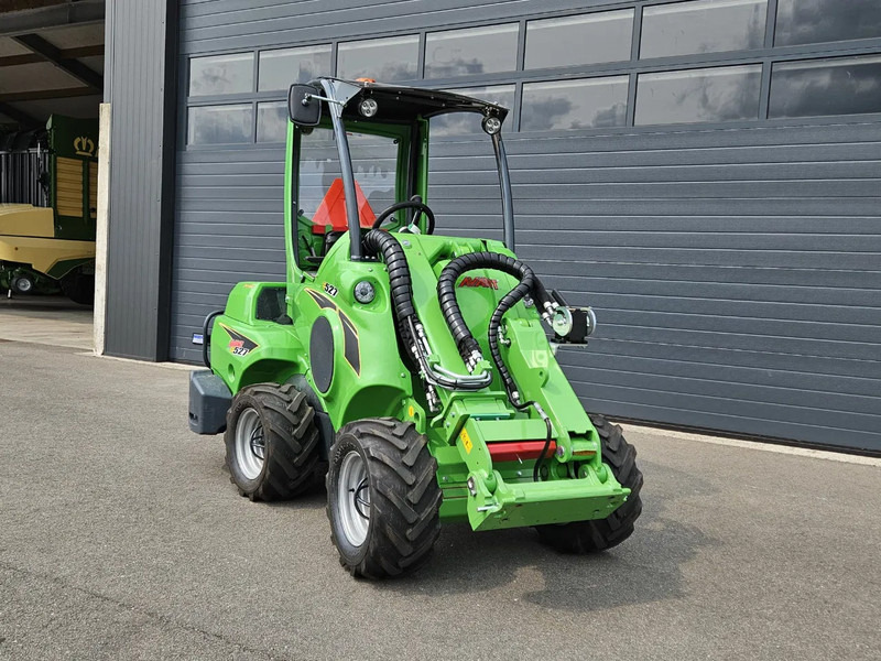 Compact track loader Avant E527 TDL+ mini-shovel: picture 11