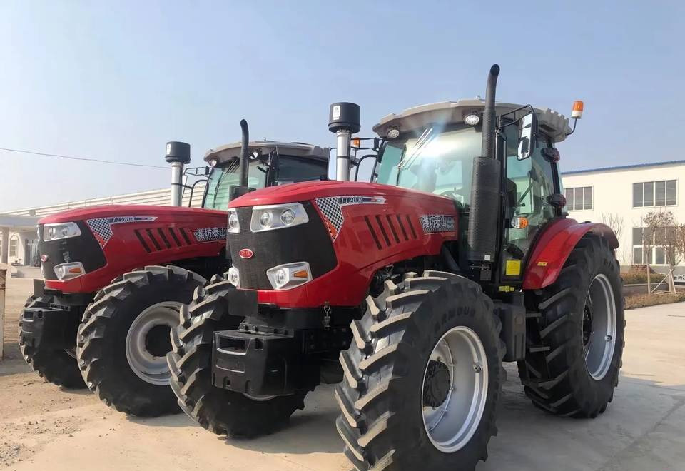 NEW Tractor 180 HP 4x4 MAXUS Warranty up to 10 Years НОВИЙ Трактор 180 К.с. 4x4 MAXUS Гарантія до 10 Років NOWY Ciągnik 180 KM 4x4 MAXUS Gwarancja do 10 LAT - Farm tractor: picture 1 NEW Tractor 180 HP 4x4 MAXUS Warranty up to 10 Years НОВИЙ Трактор 180 К.с. 4x4 MAXUS Гарантія до 10 Років NOWY Ciągnik 180 KM 4x4 MAXUS Gwarancja do 10 LAT - Farm tractor: picture 1