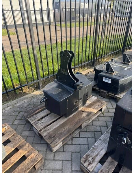 Zuidberg 900 KG Gietijzeren gewichtenblok - Spare parts for Agricultural machinery: picture 2 Zuidberg 900 KG Gietijzeren gewichtenblok - Spare parts for Agricultural machinery: picture 2