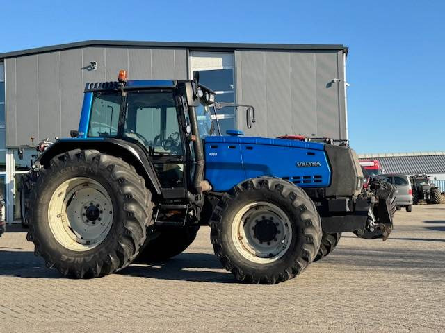 Valtra 8550 Hitech! - Farm tractor: picture 4 Valtra 8550 Hitech! - Farm tractor: picture 4