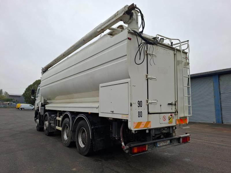 Tank truck for transportation of food DAF 85 .410: picture 6 Tank truck for transportation of food DAF 85 .410: picture 6