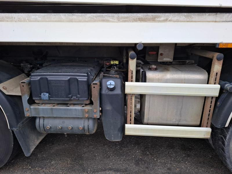 Tank truck for transportation of food DAF 85 .410: picture 18 Tank truck for transportation of food DAF 85 .410: picture 18