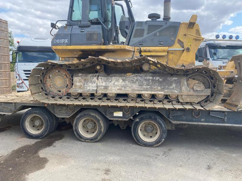 Bulldozer Komatsu D61PX: picture 8