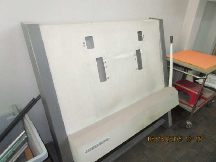 PLATTENABKANTGERÄT AUTO-MULTIPLATE HDM - Printing machinery: picture 2 PLATTENABKANTGERÄT AUTO-MULTIPLATE HDM - Printing machinery: picture 2