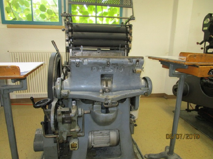 STANZMASCHINE PRESTO 4030 - Printing machinery: picture 4 STANZMASCHINE PRESTO 4030 - Printing machinery: picture 4