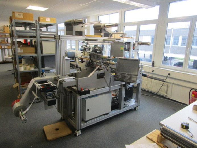 THERMOTRANSFER DRUCKSYSTEM MIT STANZE MPRINT MORLOCK LP 2000 (Drucken, Kaschieren, Stanzen) - Printing machinery: picture 4 THERMOTRANSFER DRUCKSYSTEM MIT STANZE MPRINT MORLOCK LP 2000 (Drucken, Kaschieren, Stanzen) - Printing machinery: picture 4