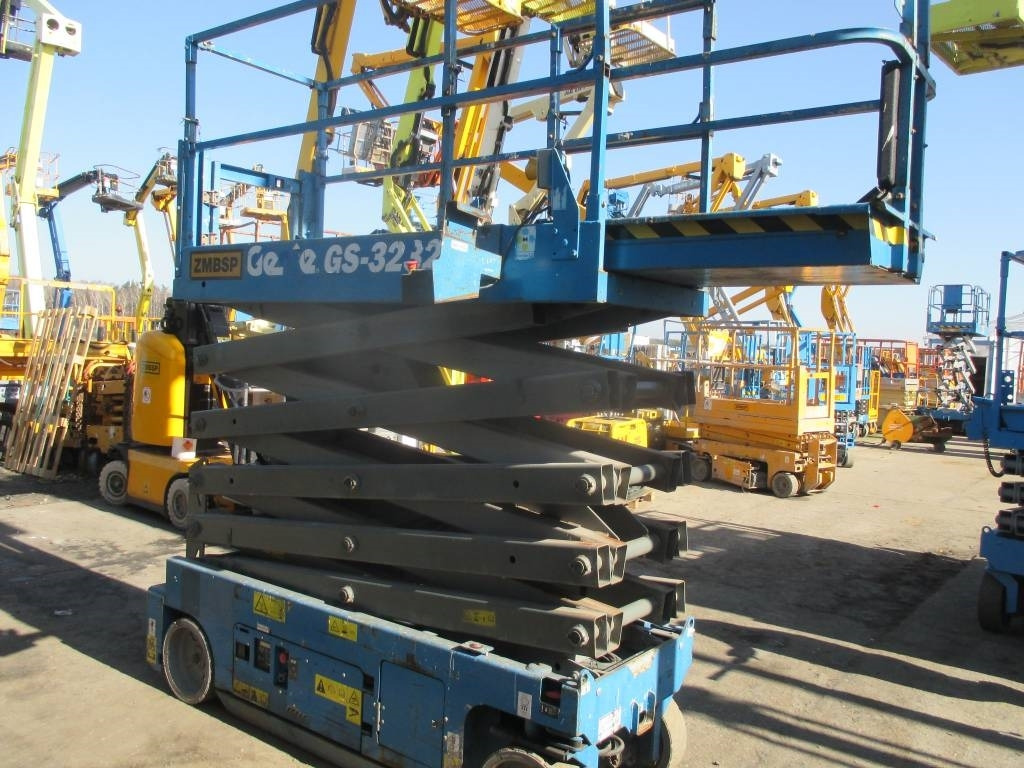 Genie GS 3232 - Scissor lift: picture 3 Genie GS 3232 - Scissor lift: picture 3