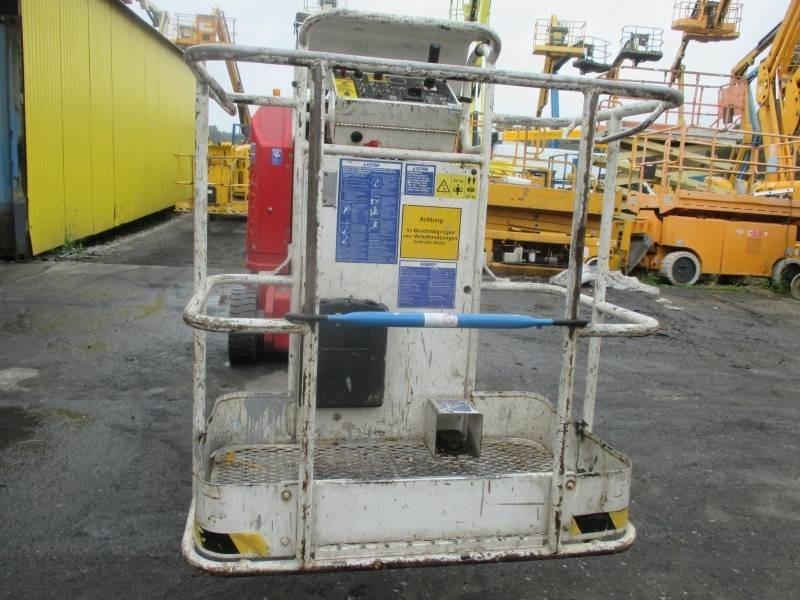 Genie Z 30 - Articulated boom: picture 4 Genie Z 30 - Articulated boom: picture 4
