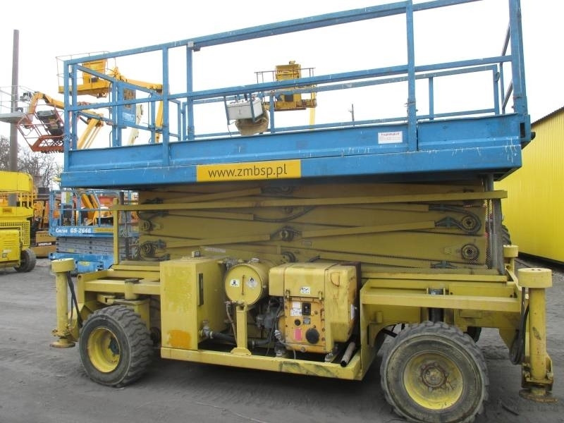 Holland Lift B 165 DL 24 - Scissor lift: picture 4 Holland Lift B 165 DL 24 - Scissor lift: picture 4
