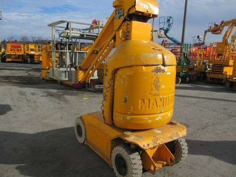 Manitou 105 VJR 2 - Vertical mast lift: picture 4 Manitou 105 VJR 2 - Vertical mast lift: picture 4