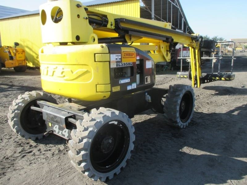Leasing of Niftylift HR 17 D 4x4  Niftylift HR 17 D 4x4: picture 9