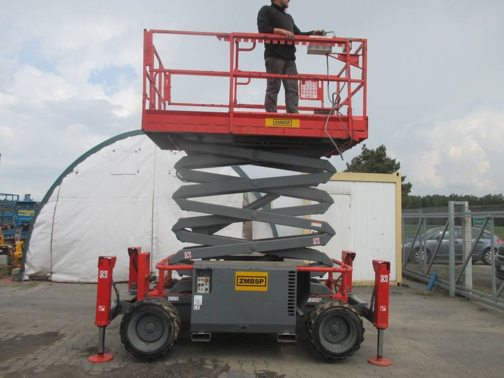 SkyJack SJ 6832 RT - Scissor lift: picture 1 SkyJack SJ 6832 RT - Scissor lift: picture 1