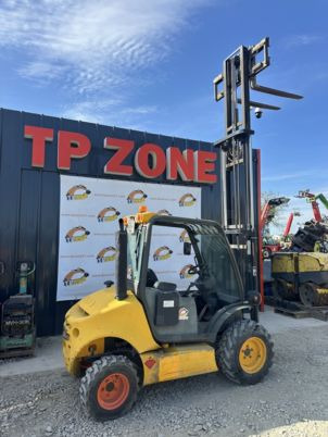 Ausa Ausa C150HX4 4X4 en 4m Triplex à 22 500 E HT - Rough terrain forklift: picture 1 Ausa Ausa C150HX4 4X4 en 4m Triplex à 22 500 E HT - Rough terrain forklift: picture 1