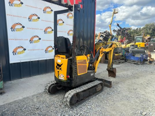 Bobcat E08 à 10900 € HT - Mini excavator: picture 3 Bobcat E08 à 10900 € HT - Mini excavator: picture 3