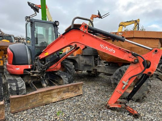Kubota U48-4 à 21900 € HT - Mini excavator: picture 1 Kubota U48-4 à 21900 € HT - Mini excavator: picture 1