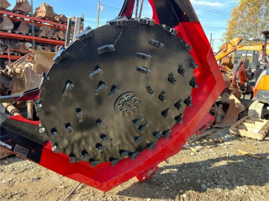 Broyeur forestier pour minichargeur - Other machinery: picture 5 Broyeur forestier pour minichargeur - Other machinery: picture 5