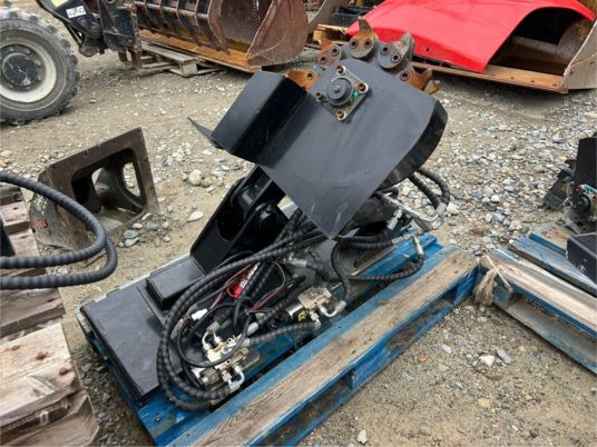 Rogneuse de souche pour mini chargeur - Stump grinder: picture 3 Rogneuse de souche pour mini chargeur - Stump grinder: picture 3