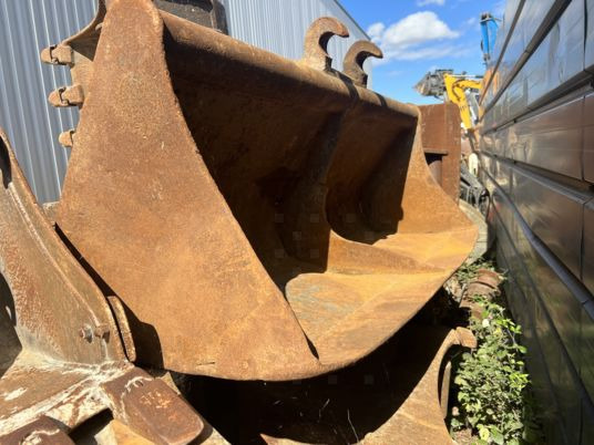 Godet de curage Klac F - Excavator bucket: picture 2 Godet de curage Klac F - Excavator bucket: picture 2
