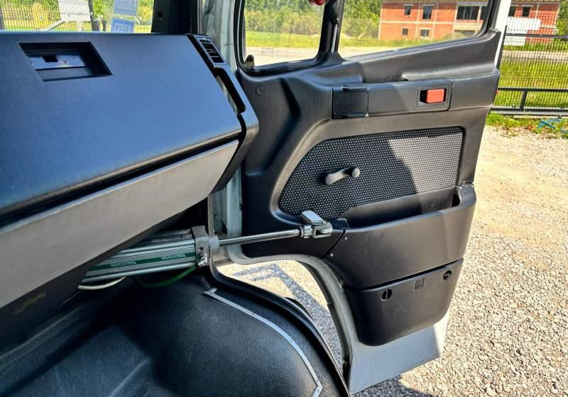 Suburban bus Mercedes-Benz Vario miejsc 39 274tys km Winda/7775: picture 15